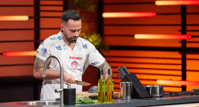Andres Araneda preparing ingredients on the set of CTV’s MasterChef Canada.